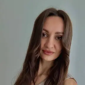 Maryna — SVORA NAILS